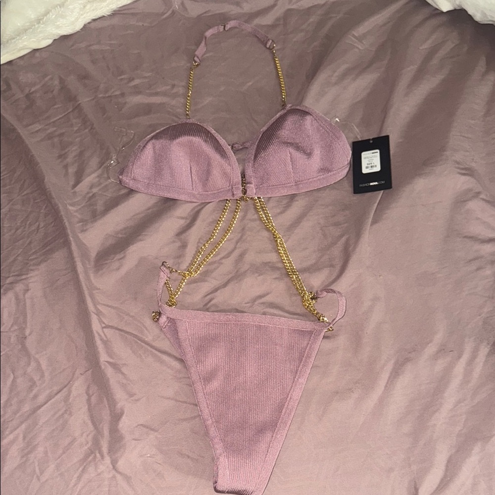 Fashion Nova Mauve Bikini with Gold Chains